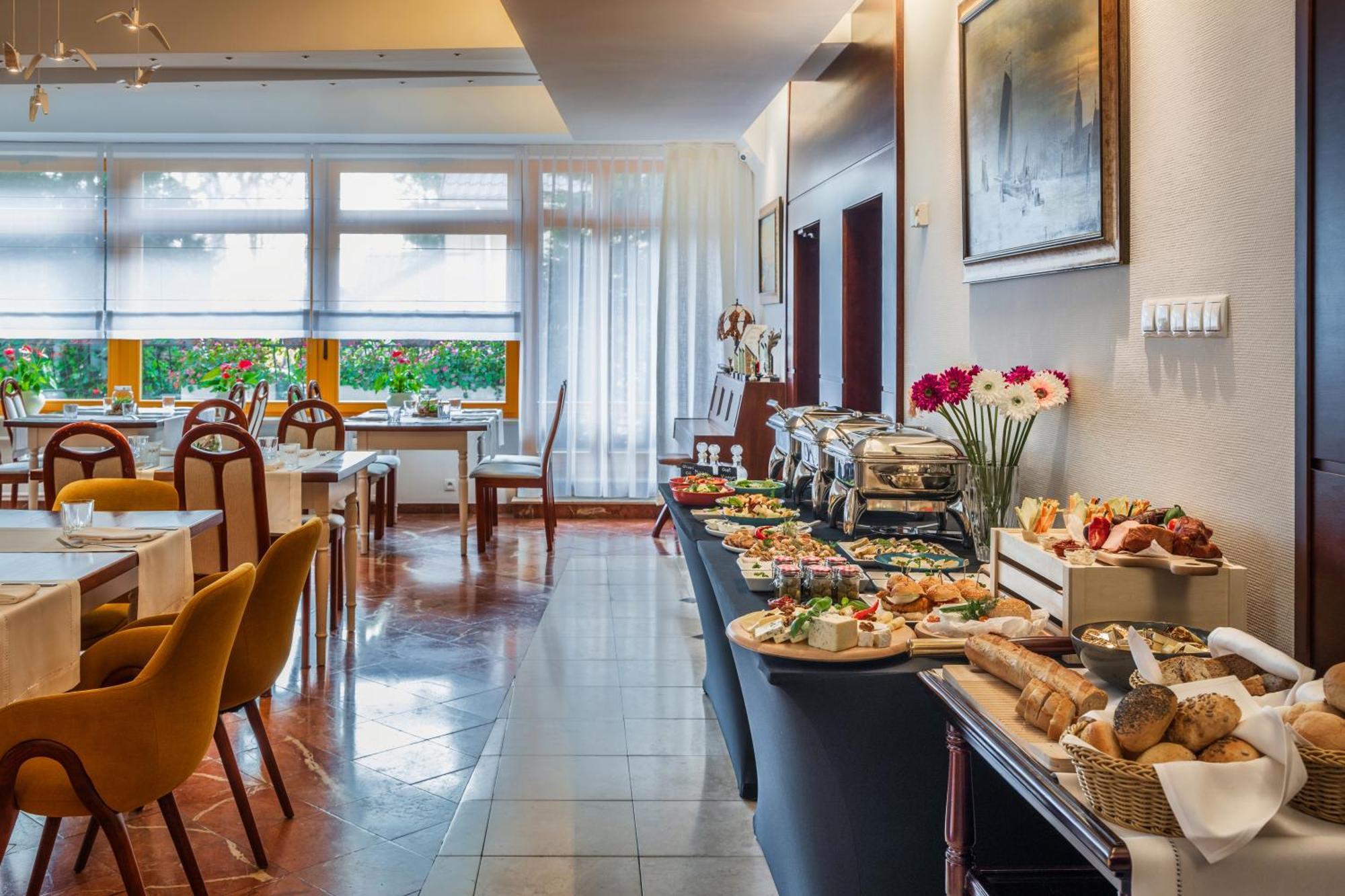 Hotel Bartan Gdansk Seaside Exterior foto